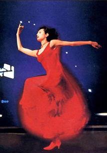 谈谈情，跳跳舞,共谱浪漫乐章